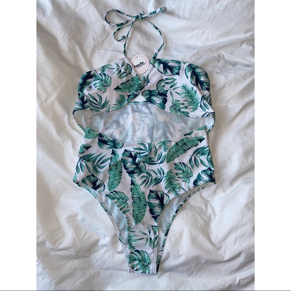 Haute Swimwear Blakely one piece in size L